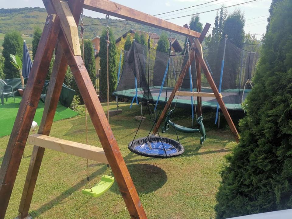 Hotel Stars Livezeni Ivanesti Exteriér fotografie